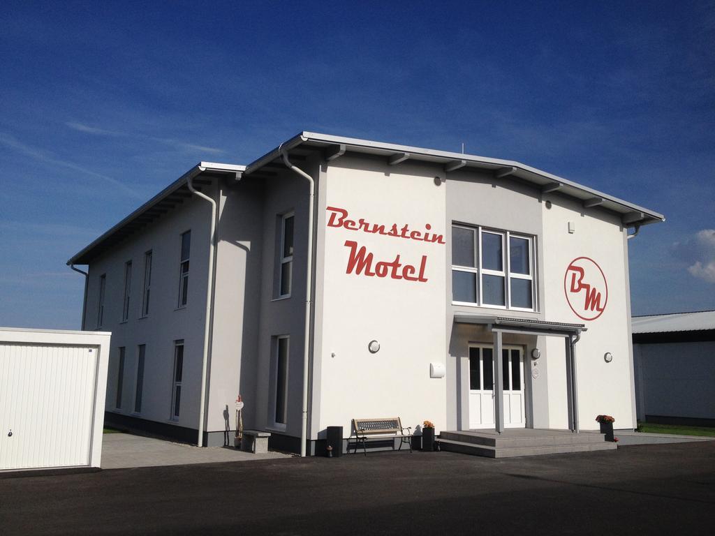 Bernstein-Motel Marchegg Zewnętrze zdjęcie