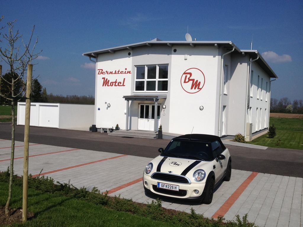 Bernstein-Motel Marchegg Zewnętrze zdjęcie